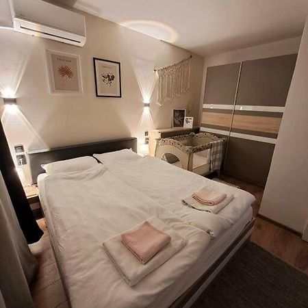 White House Apartments هاسكوفو المظهر الخارجي الصورة