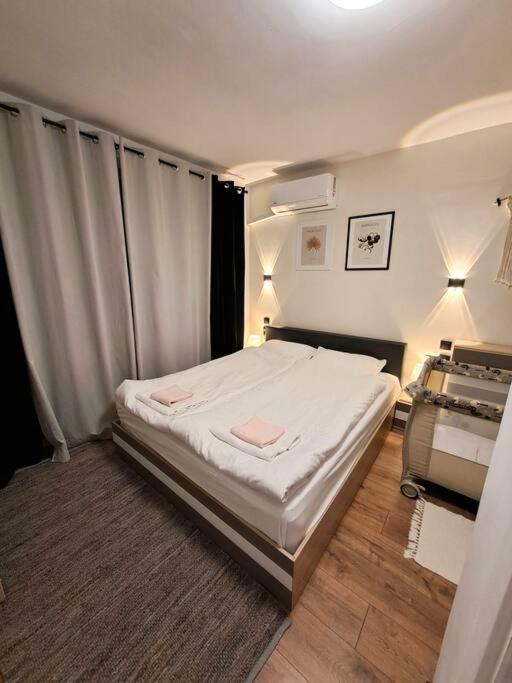 White House Apartments هاسكوفو المظهر الخارجي الصورة